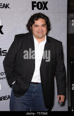 LOS ANGELES, Ca. 27. April 2006: Schauspieler JOSEPH NUNEZ am Ende der Saison für die TV-Serie Prison Break. © 2006 Paul Smith/Featureflash Stockfoto