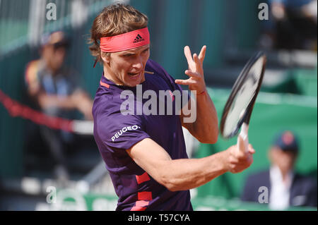 Alexander Zverev (GER), 18. April 2019 - Tennis: 3. Runde der Männer Singles Match in Monte Carlo Masters in Monte Carlo Country Club in Roquebrune-Cap-Martin, Frankreich. (Foto von itaru Chiba/LBA) Stockfoto