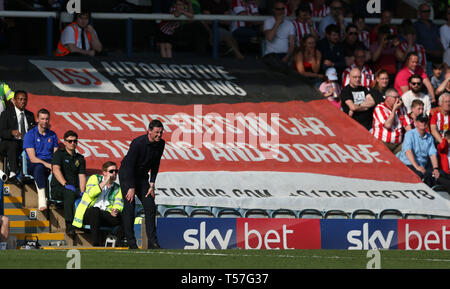 Peterborough, Großbritannien. 22 Apr, 2019. Sunderland Manager Jack Ross während der Sky Bet Liga 1 Übereinstimmung zwischen Peterborough und Sunderland an der London Road, Peterborough. (Quelle: Chris Booth | MI Nachrichten) nur die redaktionelle Nutzung, eine Lizenz für die gewerbliche Nutzung erforderlich. Keine Verwendung in Wetten, Spiele oder einer einzelnen Verein/Liga/player Publikationen. Foto darf nur für Zeitung und/oder Zeitschrift redaktionelle Zwecke verwendet werden. Credit: MI Nachrichten & Sport/Alamy leben Nachrichten Stockfoto