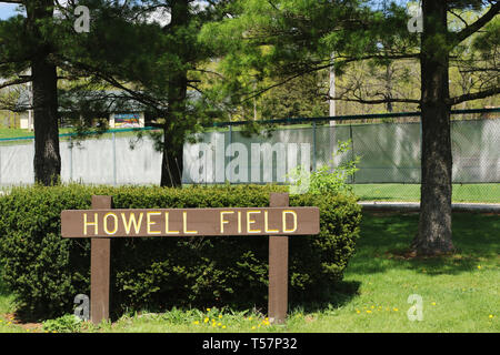 Howell Feld anmelden. Der Standort des ersten NFL Football Spiel ist jetzt die Howell Baseballfeld in Triangle Park, Dayton, Ohio, USA. Ohio historische Marke Stockfoto