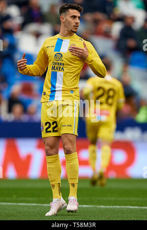 VALENCIA, Spanien - 21. April: Mario Hermoso der RCD Espanyol reagiert während des La Liga Match zwischen Levante UD und RCD Espanyol im Ciutat de Valencia am 21. April 2019 in Valencia, Spanien. (Foto von David Aliaga/MB Medien) Stockfoto