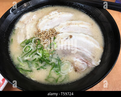 Toyko, Japan - Dezember 16, 2016: Ramen und gyoza Gericht Anzeige in einem Restaurant in Toyko, Japan Stockfoto