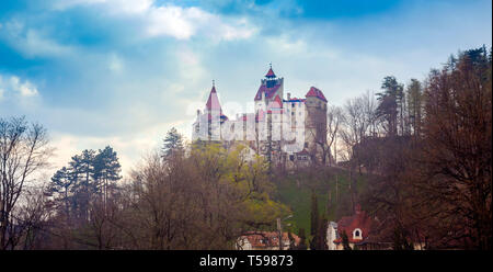 Schloss Bran in Rumänien, Siebenbürgen. Dracula basierte Wahrzeichen Stockfoto