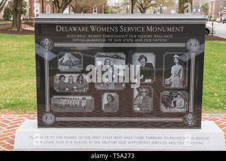 Dover, DE - April 5, 2019: Das Delaware Frauen Service Denkmal ist für Frauen aus dem Staat gewidmet, die in der militärischen und Support ser gedient haben, Stockfoto