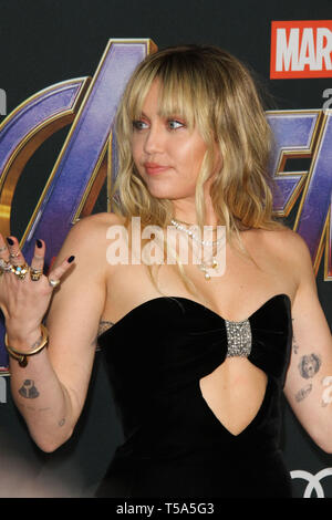 Miley Cyrus bei der Weltpremiere von "Marvel Studios" Avengers: Endgame' im Los Angeles Convention Center, Los Angeles, CA, 22. April 2019 statt. Foto: Joseph Martinez/PictureLux Stockfoto