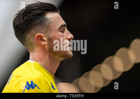 BRENTFORD, ENGLAND - 22. April: Jack Harrison von Leeds United Reaktion während der Sky Bet Championship Match zwischen Brentford und Leeds United bei Griffin Park am 22. April 2019 in Brentford, England. (Foto von Sebastian Frej/MB Medien) Stockfoto