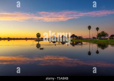 Sonnenaufgang über Lapa Lange Game Lodge in der Nähe von Mariental in Namibia Stockfoto