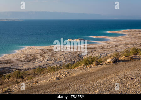 Tote Meer von einer Landstraße 65 in Jordanien gesehen Stockfoto