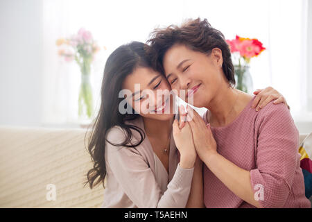 Glückliche Mutter und Tochter Stockfoto