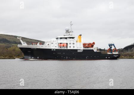 Die RRS James Cook auf den Fluss Clyde ist ein wissenschaftlicher Forschung Schiff der britischen Natural Environment Research Council (NERC) Stockfoto