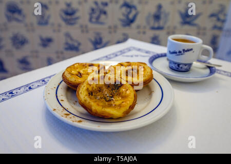 Berühmte pasteis de Belem Gebäck Shop in Belém in Lissabon, Portugal Stockfoto