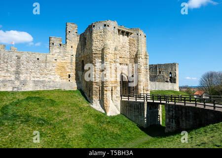 Eingang Torhaus in Warkworth Castle, Warkworth, Northumberland, England, Großbritannien Stockfoto