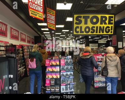 HMV hat angekündigt ist es schließt seine Niederlassung in Mell Square, Solihull, West Midlands, nachdem Sie mit den Vermietern Mieten zu vereinbaren. Der Store in Mell Square Shopping Center wird im April zu schließen. Mit: Atmosphäre, wo: Solihull, Großbritannien Wann: 23 Mar 2019 Credit: Anthony Stanley/WENN.com Stockfoto