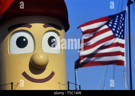 Theodore zu, ist ein groß angelegtes Imitation tugboat auf dem fiktiven Fernsehen Charakter Theodore Tugboat, Key West, Florida, USA. Stockfoto