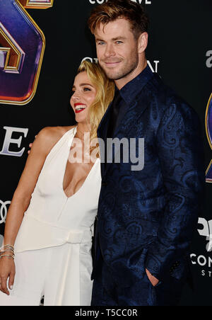 LOS ANGELES, Ca - 22. April: Elsa Pataky (L) und Chris Hemsworth Ankommen bei der Weltpremiere von Walt Disney Studios Motion Pictures' Avengers: Endgame' im Los Angeles Convention Center am 22. April 2019 in Los Angeles, Kalifornien. Stockfoto