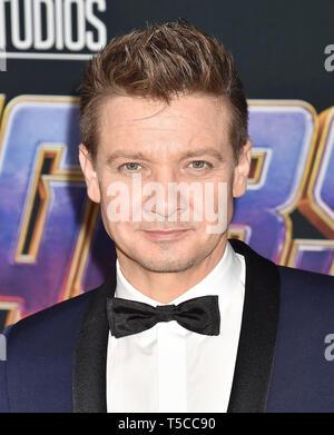 LOS ANGELES, Ca - 22. April: Jeremy Renner ankommt bei der Weltpremiere von Walt Disney Studios Motion Pictures' Avengers: Endgame' im Los Angeles Convention Center am 22. April 2019 in Los Angeles, Kalifornien. Stockfoto