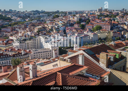 Luftaufnahme von Castelo de Sao Jorge Aussichtspunkt im Stadtzentrum von Lissabon, Portugal Stockfoto