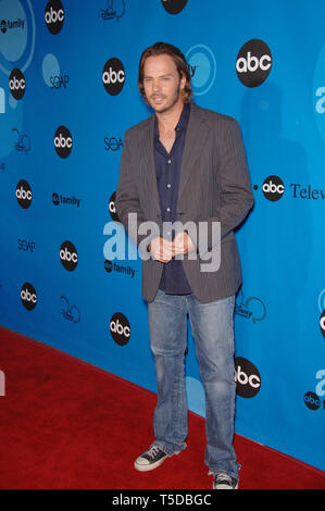 LOS ANGELES, Ca. 20. Juli 2006: Und was ist mit Brian star Barry Watson am Disney ABC TV All Star Party im Mush in Pasadena. © 2006 Paul Smith/Featureflash Stockfoto