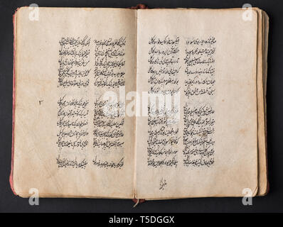 Alte Buch des Nahen und Mittleren Ostens mit arabischen Text. Das Erbe der schriftliche Kultur von Asien Stockfoto