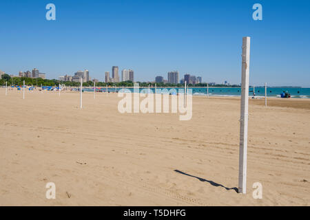 Volleyball Beiträge auf Chicago North Avenue Beach Stockfoto