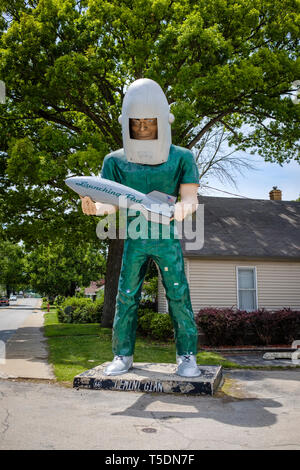 Das Gemini Giant ist außerhalb der Antrieb Startrampe - im Restaurant auf US-Route 66 in Wilmington, County, Illinois, USA Stockfoto