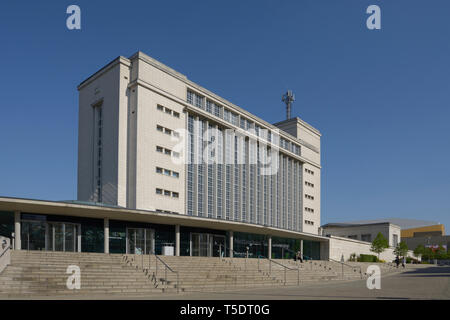 Arkwright & Newton Gebäude Eingang zu Nottingham Trent University. Stockfoto