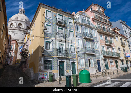 Azulejo Häuser und nationalen Pantheon in Lissabon, Portugal Stockfoto