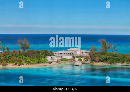 Insel mit Unterkunft vor Nassau - Bahamas Stockfoto