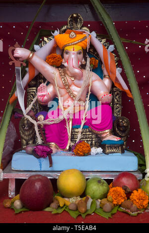 Idol von Lord Ganesha, der Khandoba, Pune, Maharashtra, Indien, Asien Stockfoto