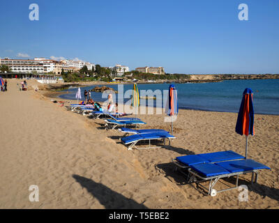 Corallia Beach, Coral Bay, Paphos, Zypern. Stockfoto