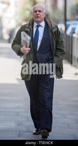 Iain Duncan Smith kommt bei der BBC für die Andrew Marr Show, London, UK bietet: Iain Duncan Smith Wo: London, Großbritannien Wann: 24 Mar 2019 Credit: Wheatley/WANN Stockfoto