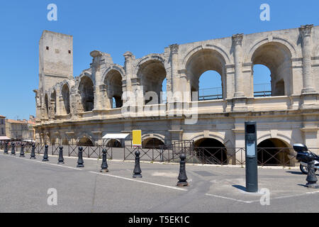 Das römische Amphitheater von Arles, einer Stadt und Gemeinde im Süden Frankreichs, im Département Bouches-du-Rhône, von denen es ist eine der Stockfoto