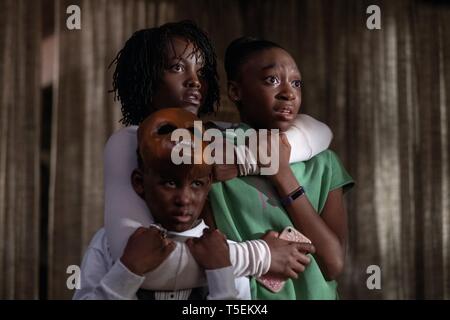 Uns (2019) EVAN ALEX LUPITA NYONG'O SHAHADI WRIGHT JOSEPH JORDAN PEELE (DIR) Universal/MOVIESTORE COLLECTION LTD. Stockfoto