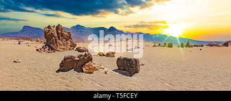 Wunderschöne Aussicht auf erstaunliche Teide Landschaft mit exotischen Felsen und Berge. Kanarische Insel Gran Canaria Natural Park Stockfoto