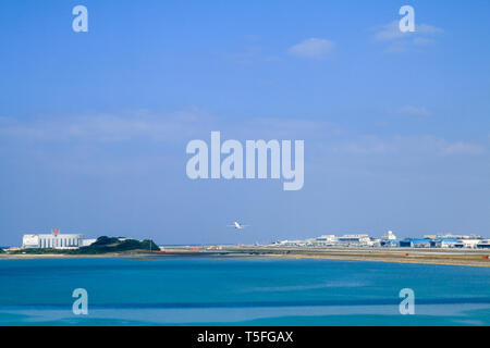 Flugzeug Vom Flughafen Landebahn Stockfoto