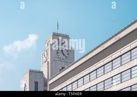 Der Uhrturm auf die nationalen Rechnungskontrollbehörden in London, England Stockfoto