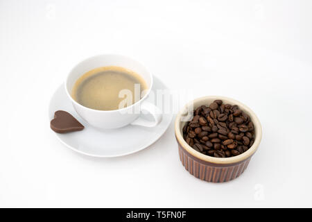 Frisch Kaffee mit Kanne Kaffee Bohnen Stockfoto