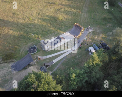 SAINTE-FOY-DE-PEYROLIÈRES, Frankreich - 05. August: Blick vom Himmel von der bmx Park von Istvan Caillet, Royal, Sainte-Foy-de-Peyrolières, Frankreich Am 05. August 2018 in Sainte-foy-de-Peyrolières, Frankreich. Stockfoto