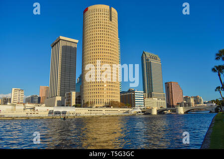 Tampa Bay, Florida. März 02, 2019. Wolkenkratzern in den Hillsborough Küste in der Innenstadt (2) Stockfoto