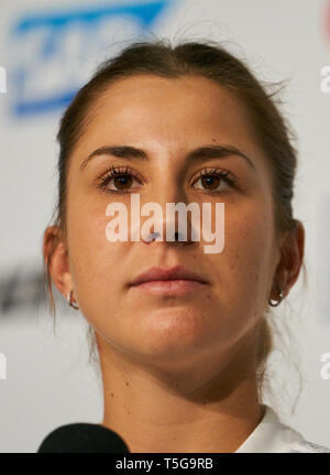 Stuttgart, Deutschland. 24 Apr, 2019. Belinda BENCIC, SUI in der Pressekonferenz in der Tennis Grand Prix Porsche Ladies WTA in Stuttgart, den 24. April 2019. Credit: Peter Schatz/Alamy leben Nachrichten Stockfoto