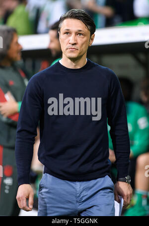 Bremen, Deutschland. 24 Apr, 2019. Bayern München Trainer Niko Kovac reagiert Vor dem Halbfinale der Deutschen Cup zwischen dem SV Werder Bremen und dem FC Bayern München in Bremen, Deutschland, am 24. April 2019. Bayern München gewann 3-2 und erweiterte in die Endrunde. Credit: Kevin Voigt/Xinhua/Alamy leben Nachrichten Stockfoto