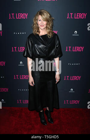 Los Angeles, Kalifornien, USA. 24 Apr, 2019. Laura Dern, kommt an LA Premiere von Universal Pictures'' J.T. Leroy, ArcLight Hollywood in Hollywood Kalifornien am April 24, 2019 Credit: Faye Sadou/MediaPunch Credit: MediaPunch Inc/Alamy leben Nachrichten Stockfoto