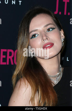 Los Angeles, Kalifornien, USA. 24 Apr, 2019. Bella Thorne, kommt an LA Premiere von Universal Pictures'' J.T. Leroy, ArcLight Hollywood in Hollywood Kalifornien am April 24, 2019 Credit: Faye Sadou/MediaPunch Credit: MediaPunch Inc/Alamy leben Nachrichten Stockfoto