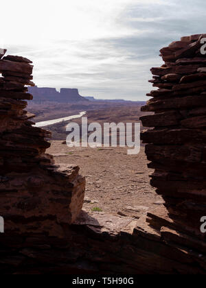 Anasazi Ruinen am Fort Unten, Oben der Green River, Insel im Himmel Bezirk, Canyonlands National Park, Moab, Utah, USA. Stockfoto