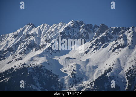 Innsbruck, Tirol, Nordtirol, Nordkette, Karawendel, Seegrube, Schnee, Eis, Winter, Frühling, Hafelekarspitze, Kleiner Solstein, Solstein, Jahreszeit, Stockfoto