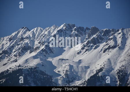 Innsbruck, Tirol, Nordtirol, Nordkette, Karawendel, Seegrube, Schnee, Eis, Winter, Frühling, Hafelekarspitze, Kleiner Solstein, Solstein, Jahreszeit, Stockfoto