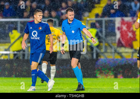 24. april 2019 Breda, Niederlande Fußball Niederländische Eredivisie NAC Breda / Feyenoord Schiedsrichter Allard Lindhout ***** Nur für den Einsatz außerhalb der Niederlande***** Stockfoto