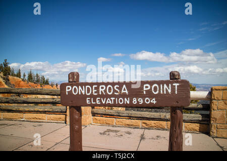 Bryce Canyon National Park, UT, USA - 25. März 2018: Die PONDEROSA Punkt der Hebung Stockfoto