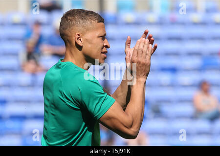 22.April 2019, Madejski Stadium, London, England; Sky Bet Meisterschaft, Lesen vs West Brom; Dwight Gayle (16) von West Brom Credit: Matt O'Connor/News Bilder, Englische Fußball-Liga Bilder unterliegen DataCo Lizenz Stockfoto