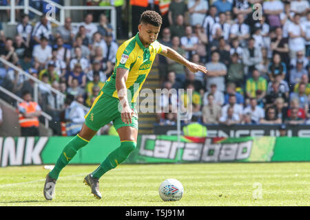 22.April 2019, Madejski Stadium, London, England; Sky Bet Meisterschaft, Lesen vs West Brom; Mason Holgate (68) von West Brom Credit: Matt O'Connor/News Bilder, Englische Fußball-Liga Bilder unterliegen DataCo Lizenz Stockfoto